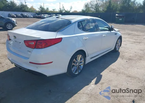 2015 Kia Optima Sxl Turbo z USA, uszkodzony, nr VIN 5XXGR4A67FG469916